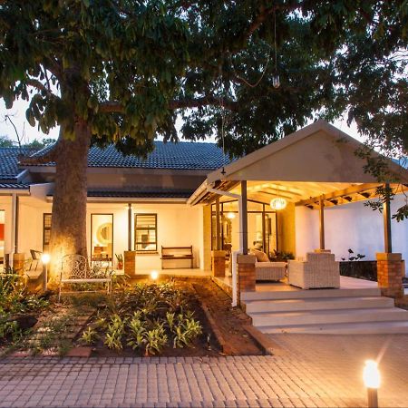 Hotel The Coral Tree Mbombela Exterior foto