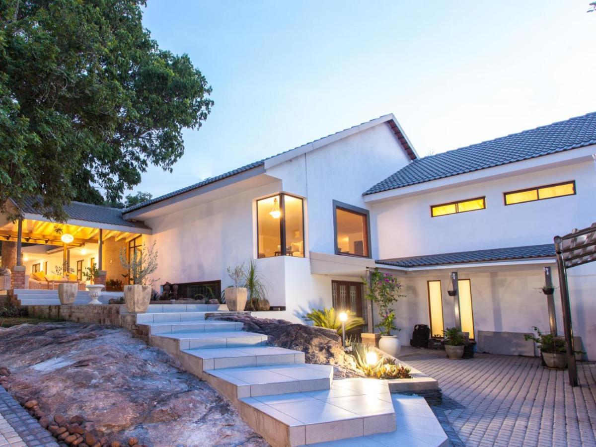 Hotel The Coral Tree Mbombela Exterior foto