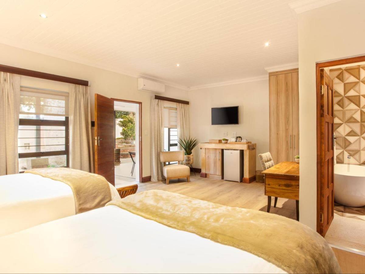 Hotel The Coral Tree Mbombela Exterior foto